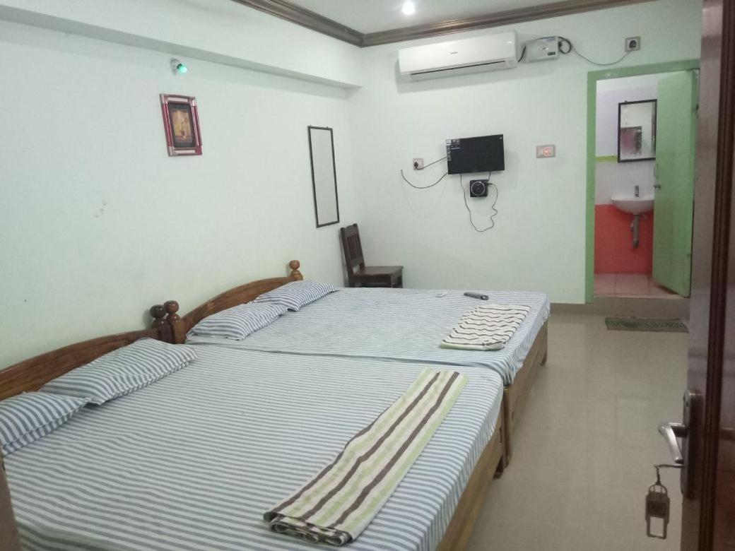 Sakthi Guest House & Residency, By Saraswathi Groups, Thirunallar, Karaikal Pillaittiruvasal Экстерьер фото